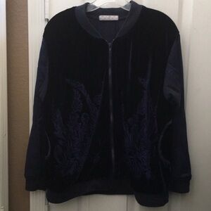 FINAL MARKDOWN Ladies’ Nino Wong Sculptured Velour Zip-front Jacket (Bust 44”)